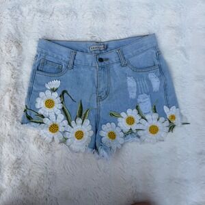 36point5 Womens Daisy Embroidered Distressed Denim Shorts Light Wash Size M